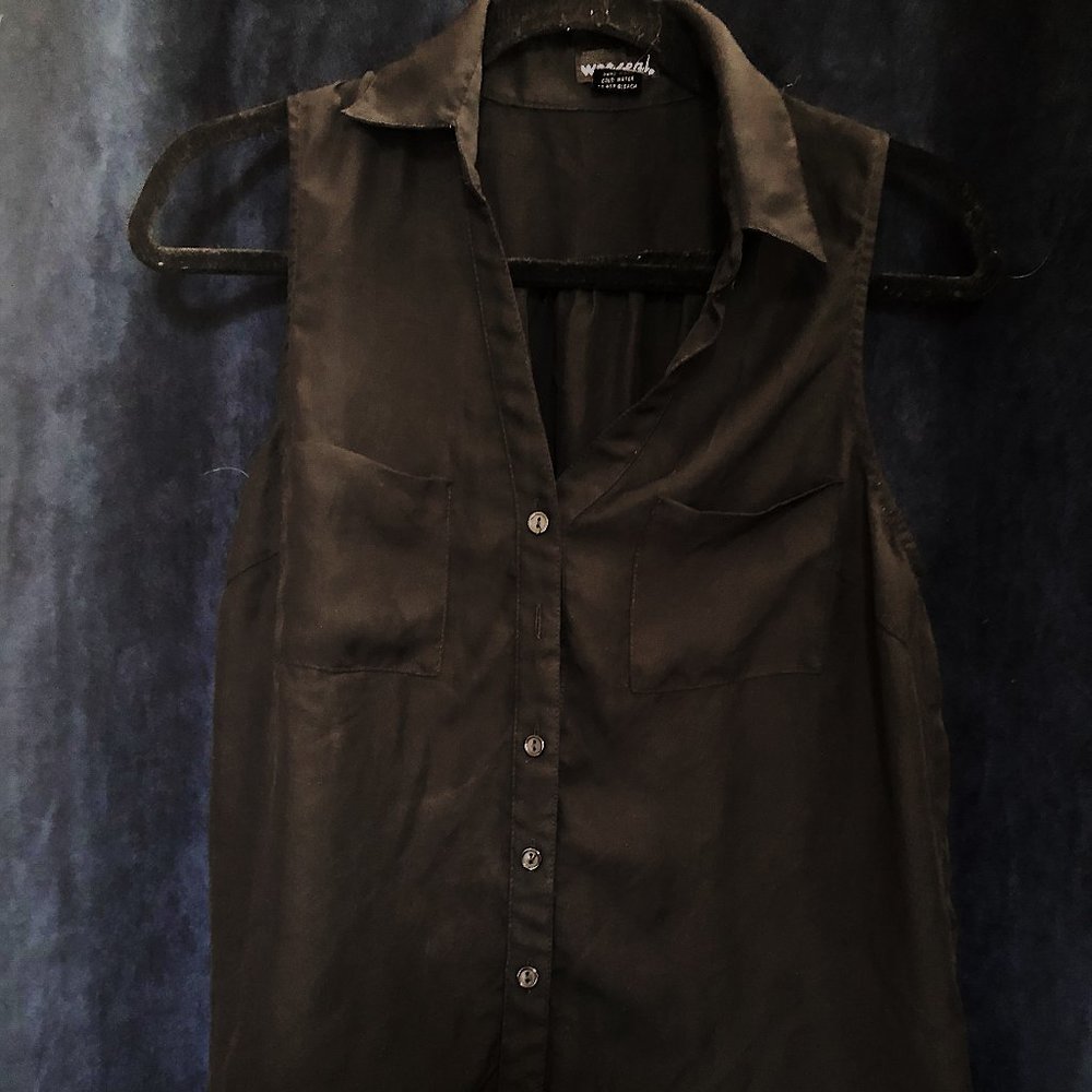 Wet Seal Black Sleeveless Button-up